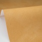 Papel pintado efecto cal ocre - CALIZA 24 | MURAKE - 880177